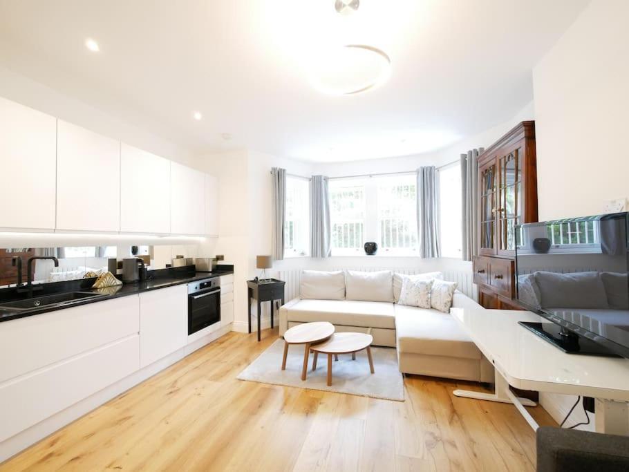 Newly Refurbished 2 Bed Apartment In Paddington London Kültér fotó