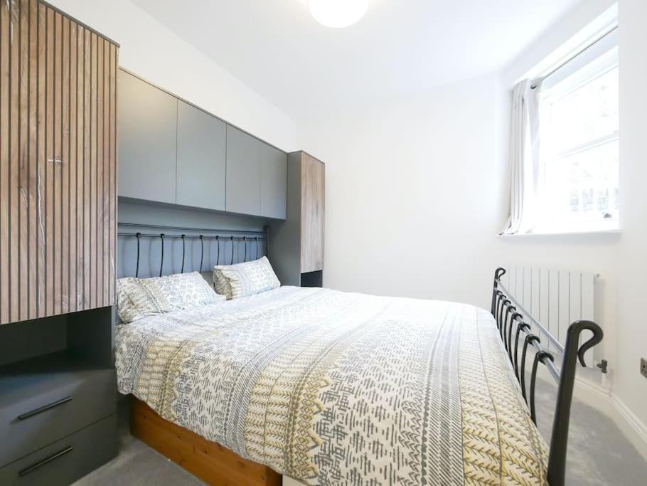 Newly Refurbished 2 Bed Apartment In Paddington London Kültér fotó